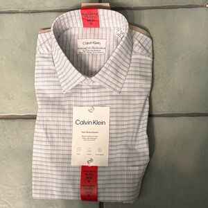 NWT Calvin Klein Men's Tech Active Stretch Plaid Shirt